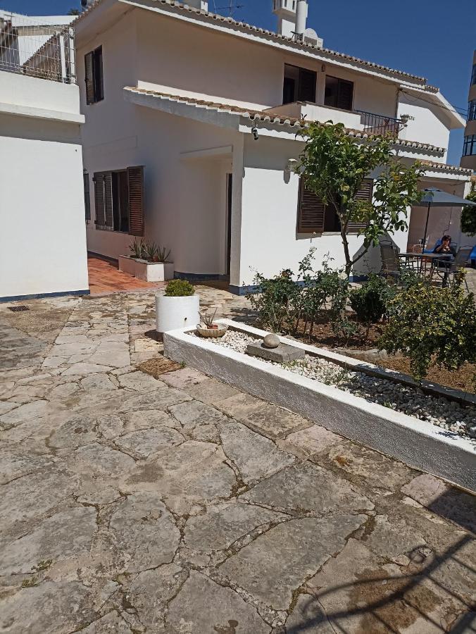 Hostel Vilarade Portimao Bagian luar foto