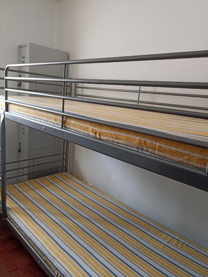 Hostel Vilarade Portimao Bagian luar foto