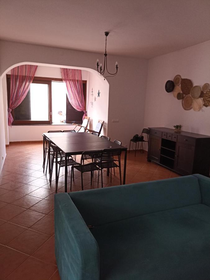 Hostel Vilarade Portimao Bagian luar foto